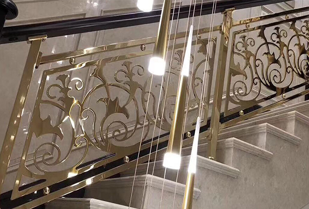 酒店銅藝樓梯 別墅平臺(tái)銅欄桿經(jīng)典設(shè)計(jì)案例分享 酒店銅藝樓梯 別墅平臺(tái)銅欄桿經(jīng)典設(shè)計(jì)案例分享