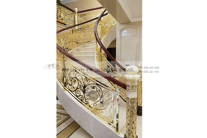 鋁藝雕花護(hù)欄